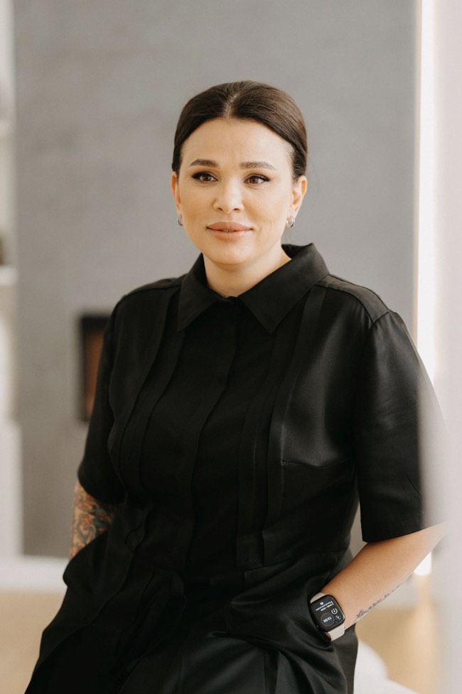 Notar Cristina Nicolaescu în biroul din sectorul Centru, Chișinău